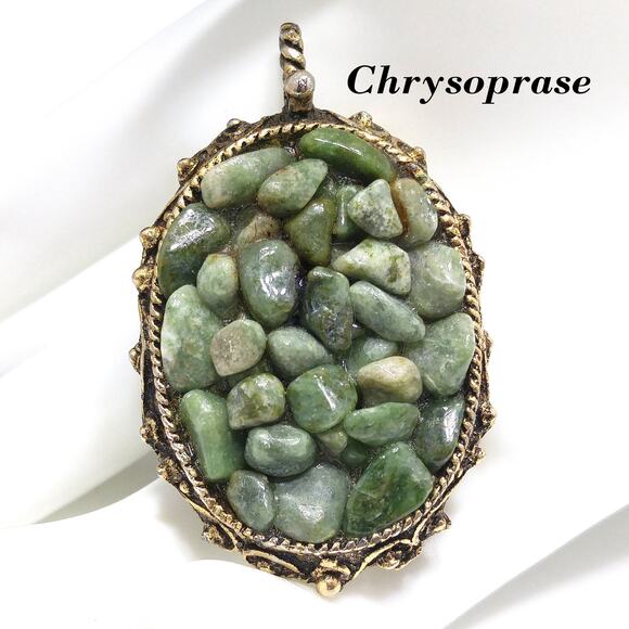 Chrysoprase Gemstones Pendant, Gold Plated Frame, 1970s Vintage Jewelry - Picture 1 of 10